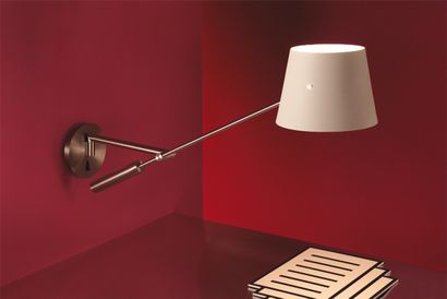 E. M. Wall lamp 

LIBRA A

Designer : E.M

Manufacturer : Metalarte

70W G9 - Nickel...
