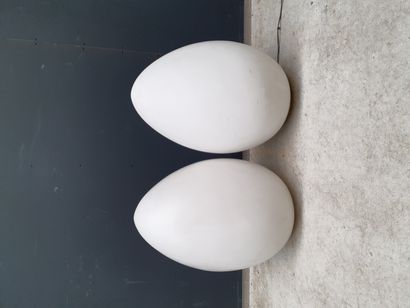 BEN SWILDENS Ben SWILDENS (born 1938) attributed to 

Pair of "Egg" lamps with ovoid...