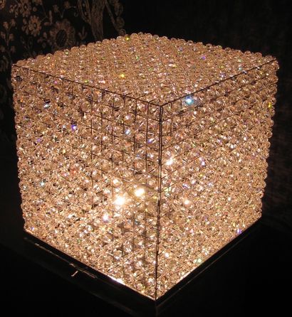 Robbie Spina & Joe Zito Table lamp BEADED CUBE

Designer: Robbie Spina and Joe Zito

Manufacturer:...