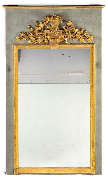 Carved, painted and gilded wood trumeau (gilding...