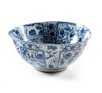 CHINE CHINA

Large porcelain bowl decorated in blue underglaze with lake landscapes...