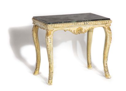 Table basse en bois peint à dessus de marbre...