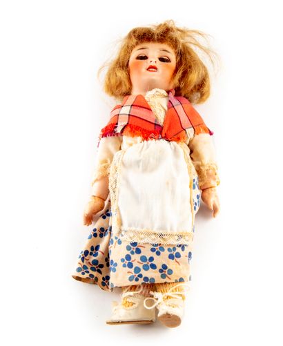 SFBJ UNIFRANCE SFBJ UNIFRANCE 

Bisque head doll, mould 301, open mouth, blue eyes,...