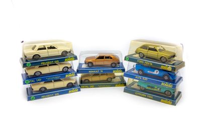 SOLIDO SOLIDO 1/43

Lot of 8 vehicles in BO including two Renault 14, one Citroen...
