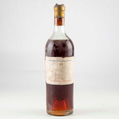 YQUEM 1 bouteille CHÂTEAU D'YQUEM 1944 1er cru supérieur Sauternes

Niveau mi-épaule

Etiquette...