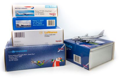 HERPA HERPA 1/500

Lot of 5 planes : two Boeing 777 Air France and British Airways,...