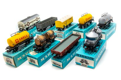 MARKLIN MARKLIN - HO

Set of 9 BO freight cars: three tank cars, item nos. 4502 and...