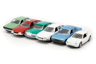 NOREV NOREV 1/43

Lot of 6 vehicles without box in good condition including CX taxi...