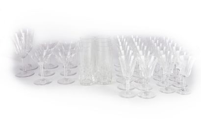 SAINT LOUIS Manufacture SAINT-LOUIS

Partie de service de verre en cristal modèle...