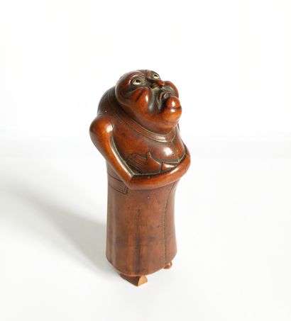 null Boxwood grotesque snuffbox in the shape of a character. The eyes in glass (?)....