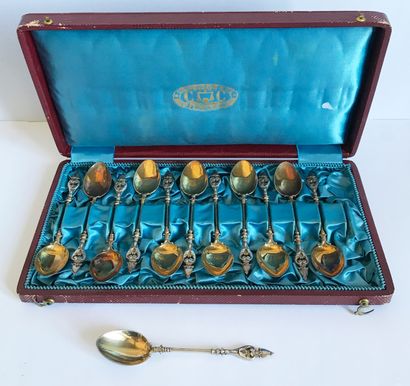 CHRISTOFLE CHRISTOFLE

Set of twelve coffee spoons in silver and gilt metal. The...