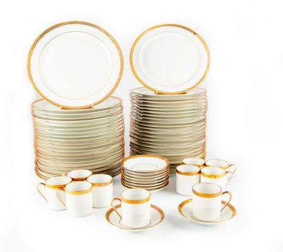 Raynaud Manufacture RAYNAUD et Cie - Limoges 

Part of table service in white porcelain...
