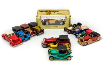 MATCHBOX MATCHBOX Models of Yesteryear

Lot de 12 véhicules dont une en BO (Lagunda...