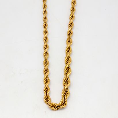 null Necklace in 18k gold

Weight : 17,7 g.