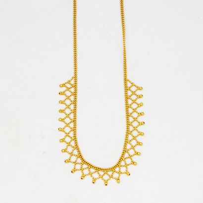 null Yellow gold drapery necklace

Weight : 6,36 g.