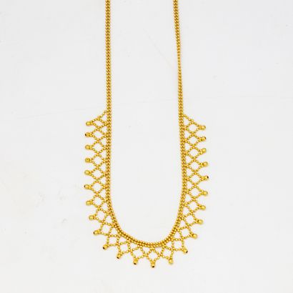 null Collier drapperie en or jaune

Poids : 6,36 g.