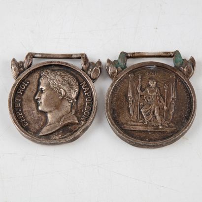 null Two metal belt buckles bearing the effigy of Napoleon I 

(Small dents)