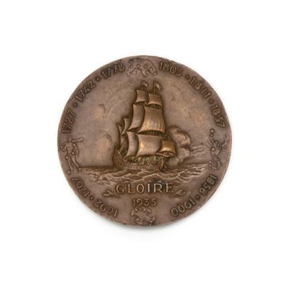 GUIRAUD GUIRAUD (G.)

The light cruiser Gloire, medal and electrotype of the reverse,...