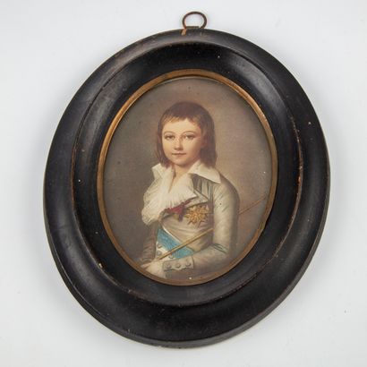 null Portrait de Louis XVII

Reproduction

H. : 11,5 cm 

Cadre en bois noirci (petit...