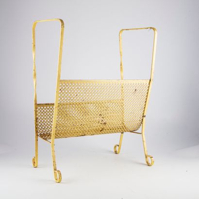 MATEGOT In the style of Mathieu MATÉGOT (1910-2001)

Magazine rack in perforated...