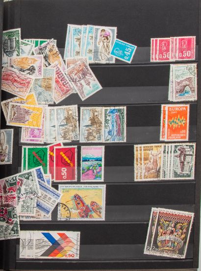 null Accumulation de timbres France, période 1959 à 1967 en neuf par multiple avec...