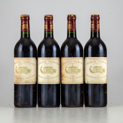 null 4 bottles CHÂTEAU MARGAUX 1993 1er GCC

Labels faded, slightly marked, very...