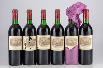 null 6 bottles CHÂTEAU LAFITE ROTHSCHILD 1983 1er GCC Pauillac 

(very slightly low...