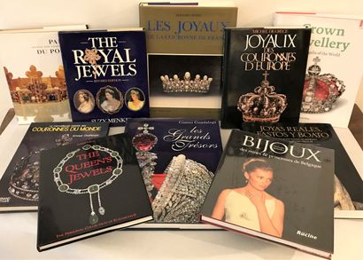 null Ensemble de 10 ouvrages sur les bijoux

The Jewels of Queen Elizabeth II - Leslie...