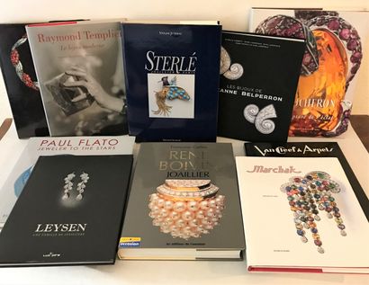 null Ensemble de 10 ouvrages sur les bijoux

Marchak - Marguerite de Cerval

Leysen,...