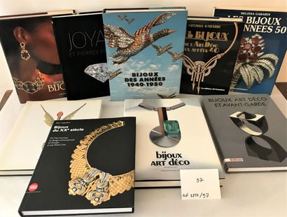 null Ensemble de 9 ouvrages sur les bijoux

Perle -Silvia Malaguzzi - Editions du...
