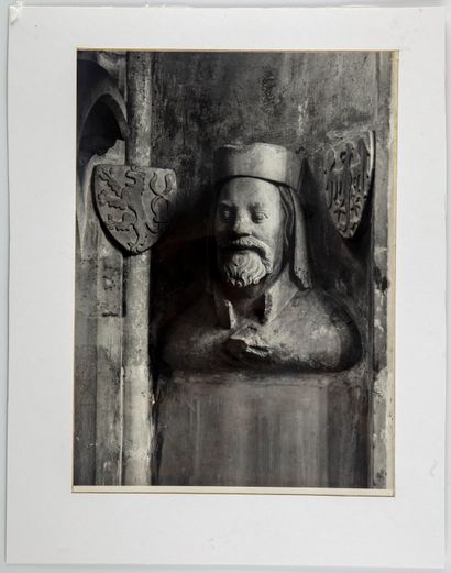 null Josef EHM (1909-1989). 

Portrait of Emperor Charles IV: view of a bas-relief...