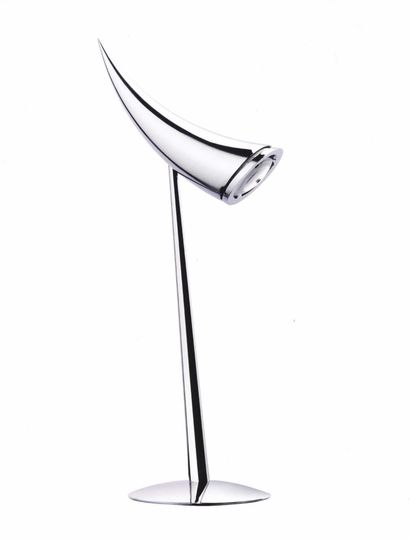 STARCK Philippe STARCK , édition FLOS

Lampe de table Ara en acier chromé à long...