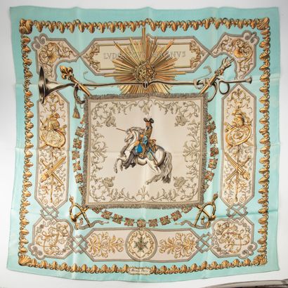 HERMES HERMES - Paris

Printed silk square, titled "Ludovicus Magnus", signed F....