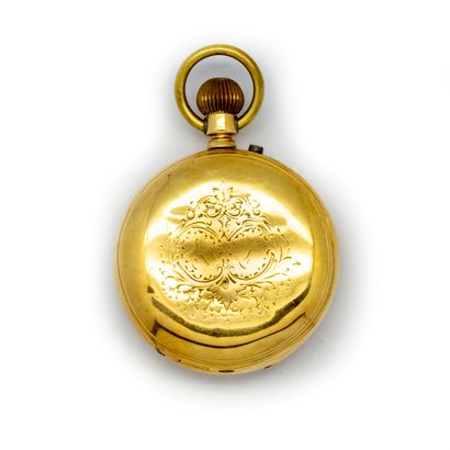 null Yellow gold (750 thousandths) men's pocket watch, the back guilloche figured,...