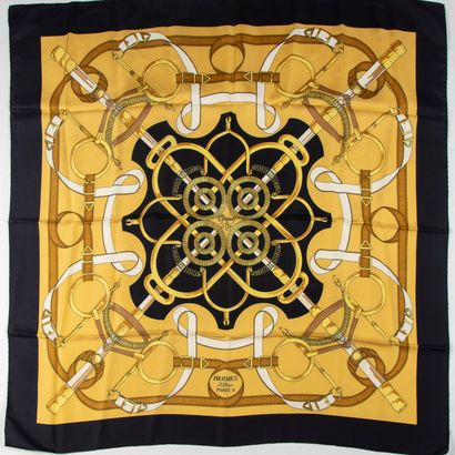 HERMES HERMES - Paris

Square in printed silk, titled "Eperon d'or", signed H. d'Origny

New...