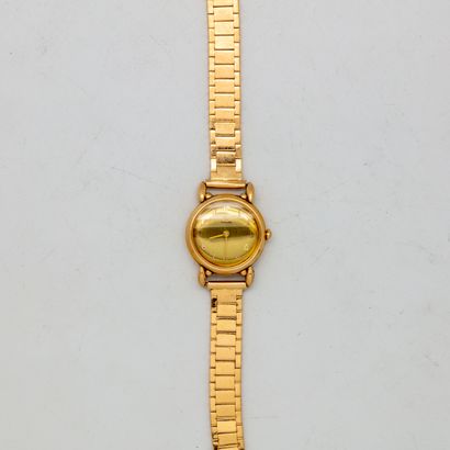OMEGA OMEGA 

Ladies' watch in yellow gold, the bracelet articulated

Gross weight:...