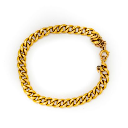  Petit bracelet gourmette en or jaune amati 
Poids : 5 g.
