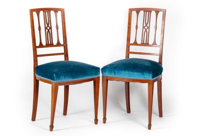 null Paire de chaises barettes en bois de placage, et assises de velours bleues canard

(Petites...