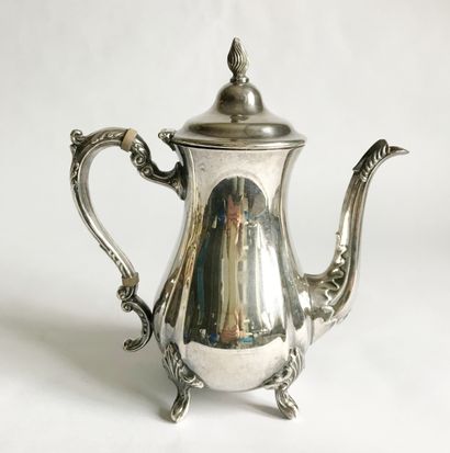 Small coffee pot of baluster form on four...
