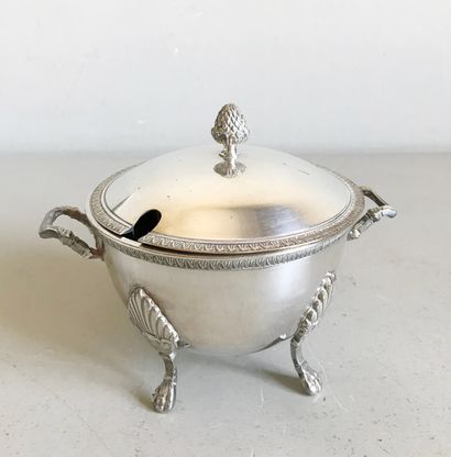 Covered sugar bowl in silver plated metal...