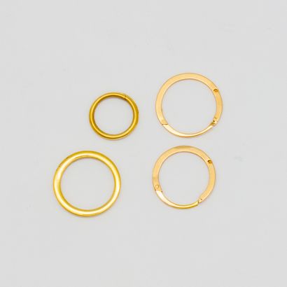 Pair of gold ring earrings, two gold rings...