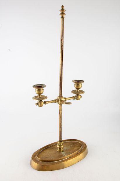 Lamp bouillotte in brass with two light arms...