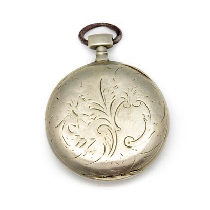 null Metal pocket watch


Circa 1900


Accident to the enamel