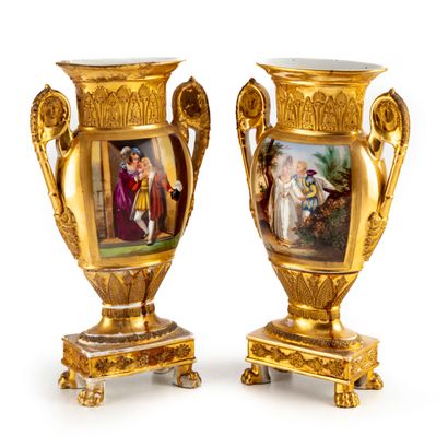 null Pair of porcelain of Paris vases decorated with galant scenes and sailing ships...