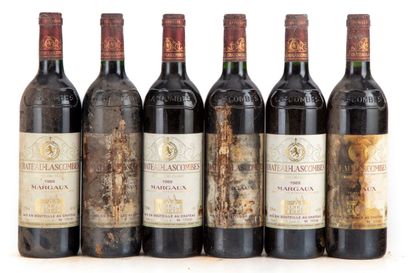 null "6 bottles Château Lascombes 1989 2nd GC Margaux

(E. lm, 3 ta, tt)"