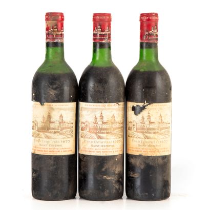 null "3 bottles Château Cos d'Estournel 1970 2nd GC Saint-Estèphe

(N. 1he, 1 me,...