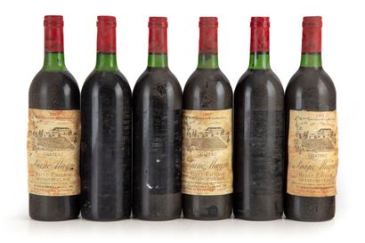 null "12 bouteilles Château Franc Mayne 1983 1er GC Saint-Emilion

(N. tlb à lb,...
