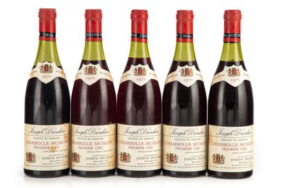 null "10 bottles Chambolle-Musigny 1971 1er Cru Joseph Drouhin

(N. 1 between 2 and...