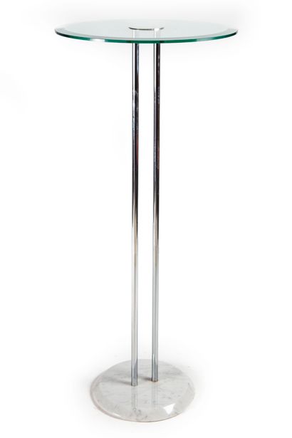 null Sellette composed of two tubular chromed metal uprights resting on a circular...