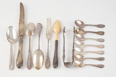 null Set of silver flatware, including 9 spoons and a sugar tongs. 

Minerve hallmark...